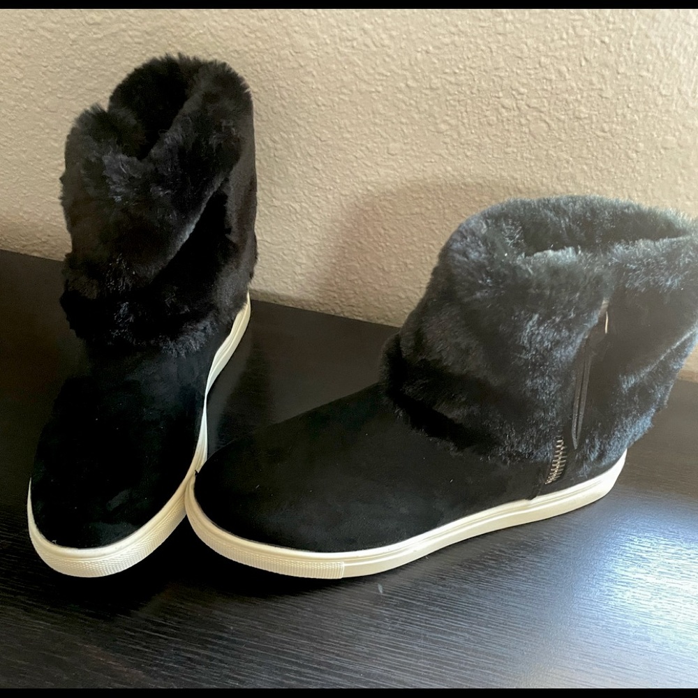 Girls boots